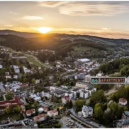 Widok Marzen Sun&ski Romantic Art House Z Garazem Apartment Krynica Zdroj